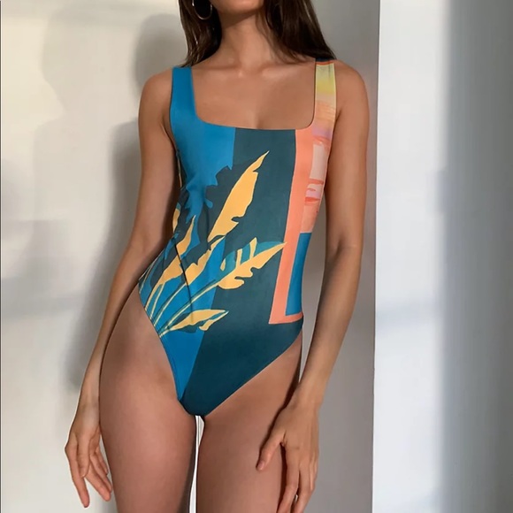 Babaton Contour Bodysuit Sunset Teal - Picture 1 of 5